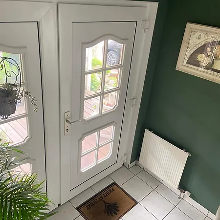Апартаменты Zwitschernest Stilvolle Helle Gaestezimmer Monteurwohnung Fuer 1 Bis 6 Personen 3 60 Qm