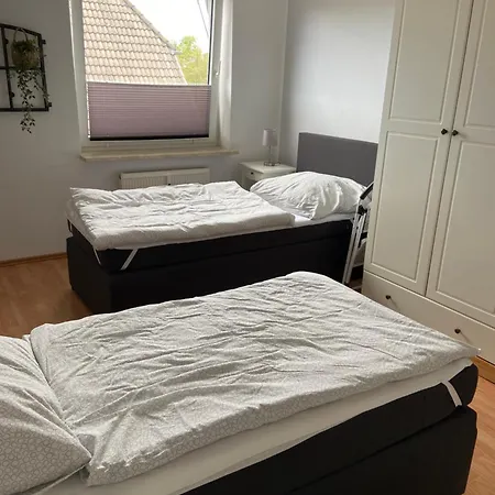 Zwitschernest Stilvolle Helle Gaestezimmer Monteurwohnung Fuer 1 Bis 6 Personen 3 60 Qm Apartman *